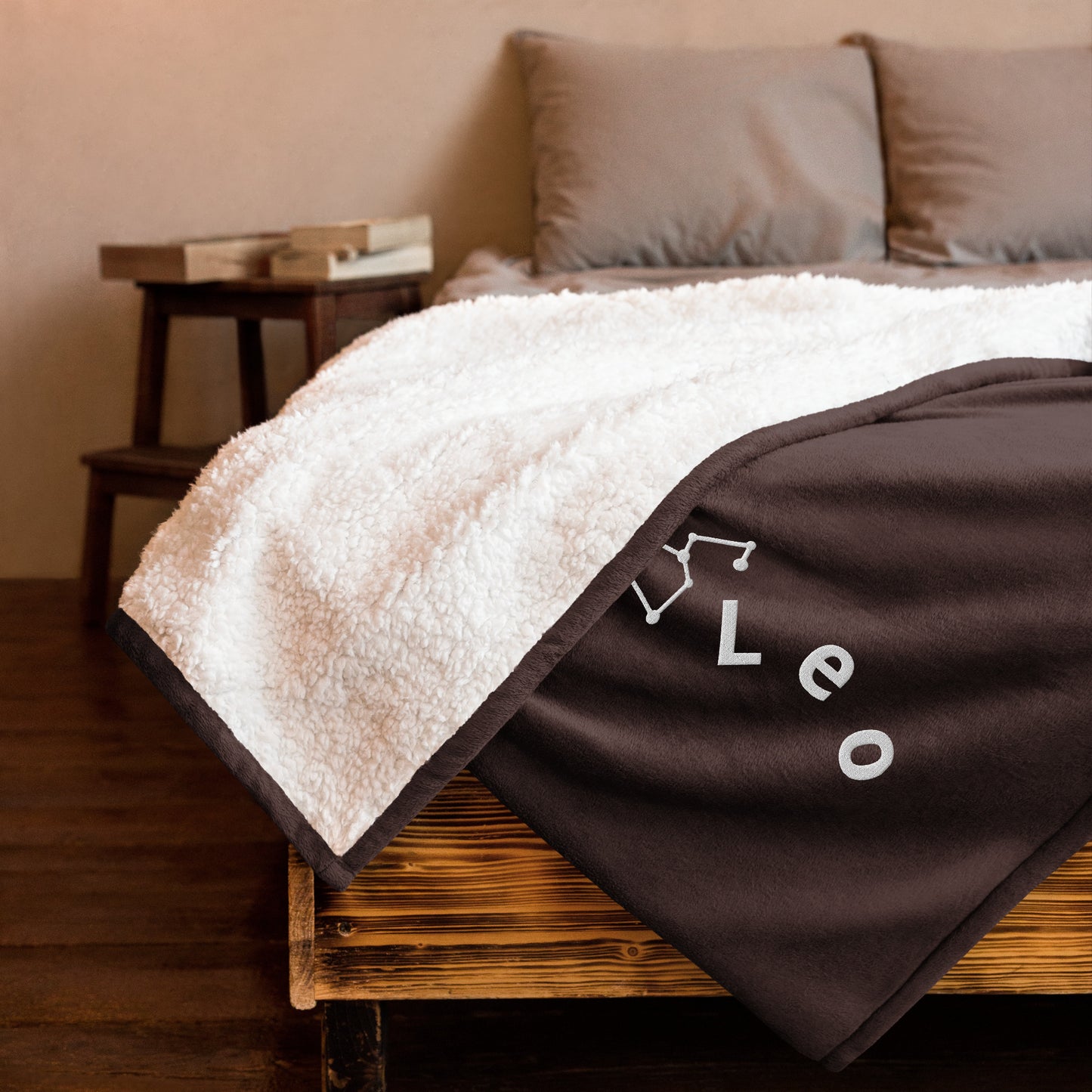 “Leo” Premium Sherpa Blanket